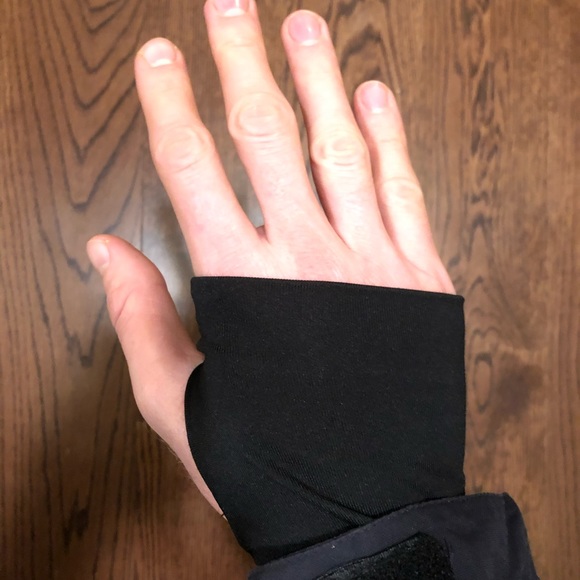 O’Neil ski/snowboard jacket - Picture 8 of 9